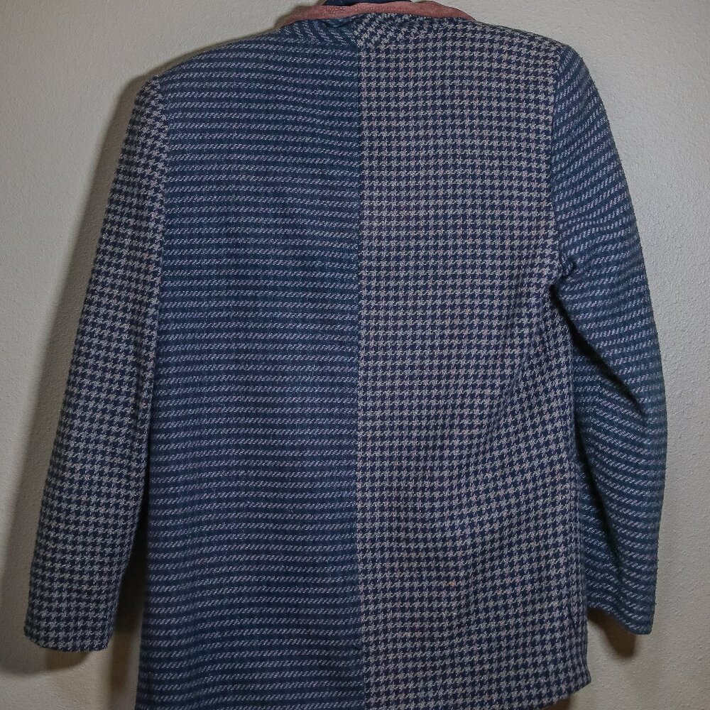 Jacket - Picture 4 of 4